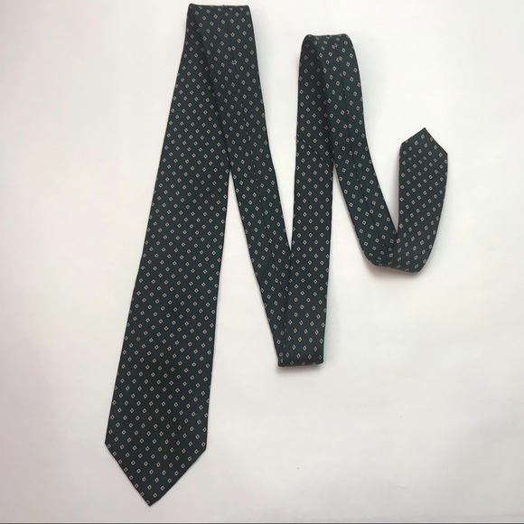 CHRISTIAN DIOR all silk authentic designer luxury tie. - Picture 5 of 5